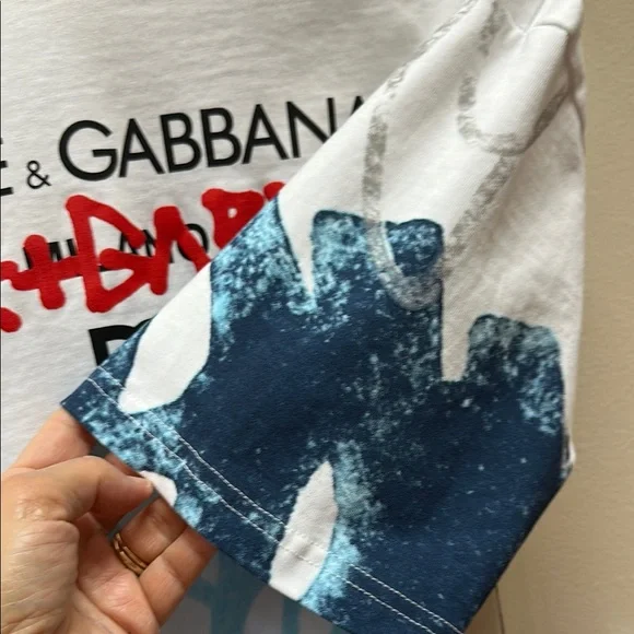Dolce & Gabbana White Graffiti Tee with Multicolor Accents medium - Picture 4 of 7